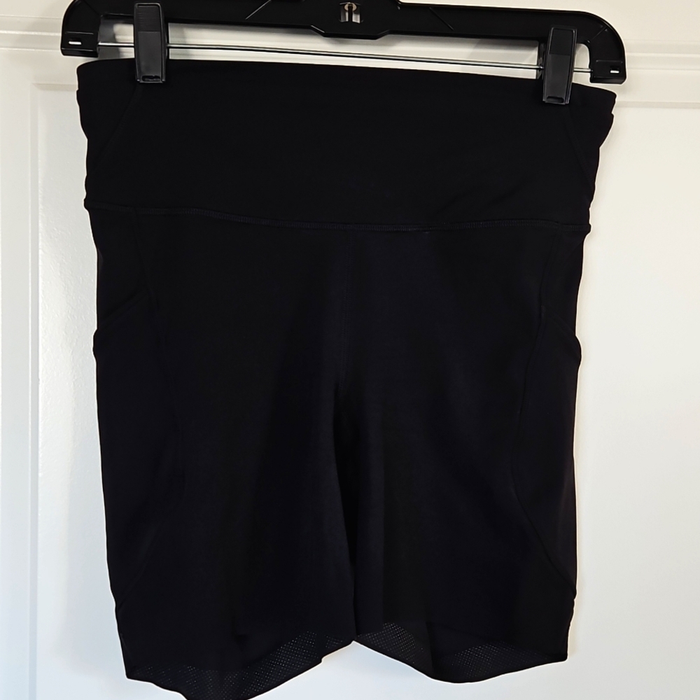 Lululemon Fast and Free High-Rise Short 6" *Pockets